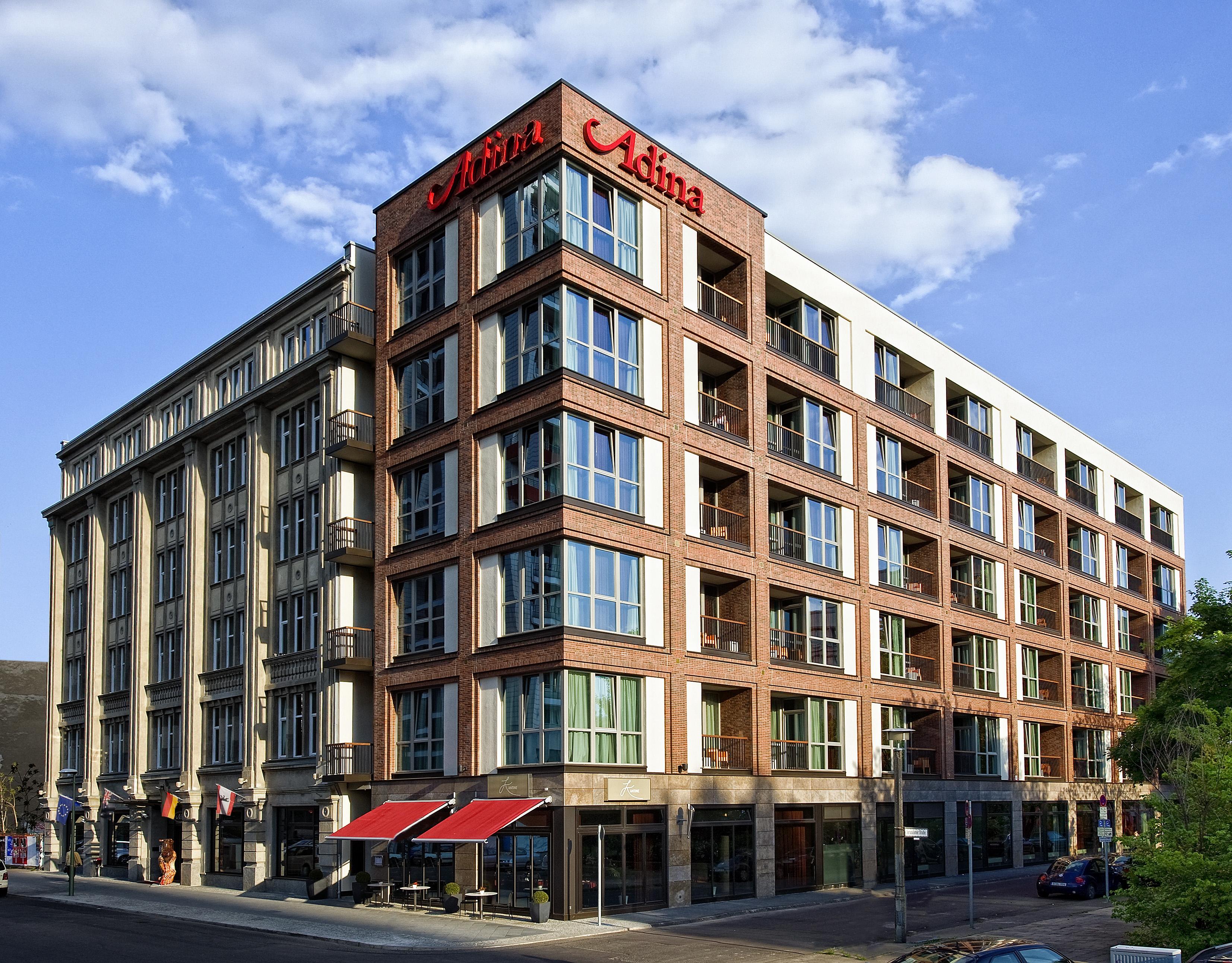 Adina Apartment Hotel Berlin Checkpoint Charlie Berlim Exterior foto