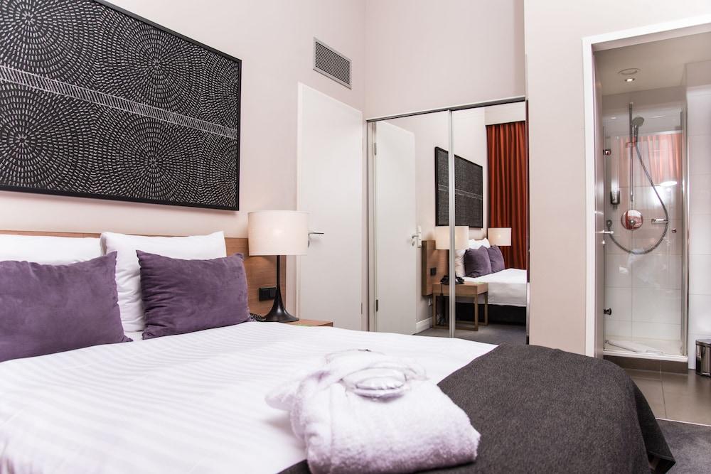 Adina Apartment Hotel Berlin Checkpoint Charlie Berlim Exterior foto